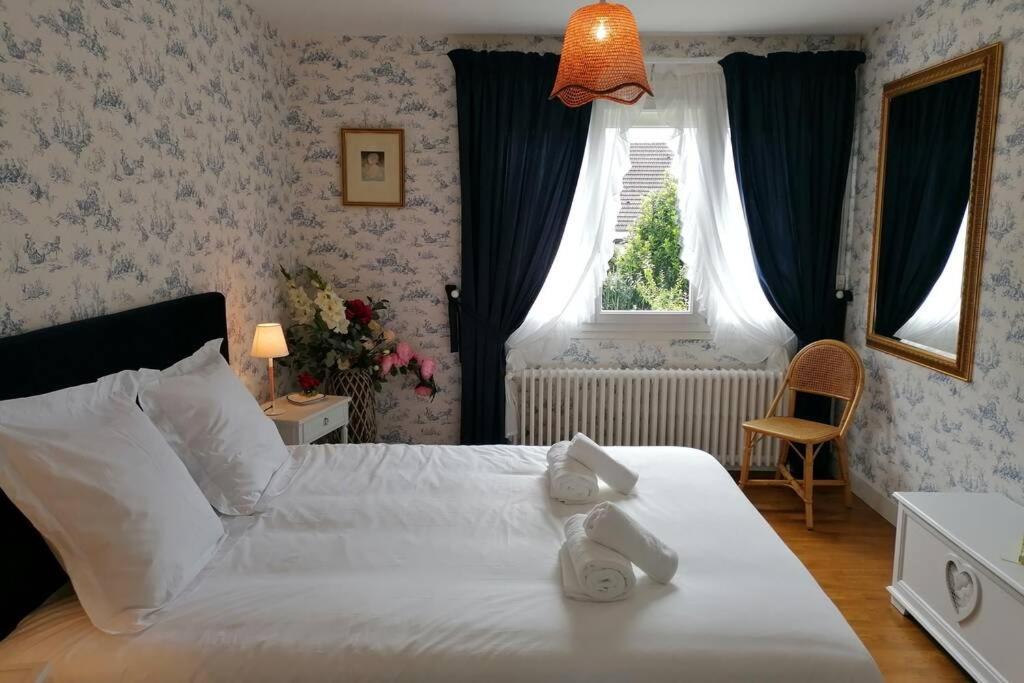 La Roseliere Maison Plain Pied Confortable Belle Decoration Jardin Magnifique 10 Mn A Pied Centre Ville Bayeux Proche Plages Du Debarquement מראה חיצוני תמונה