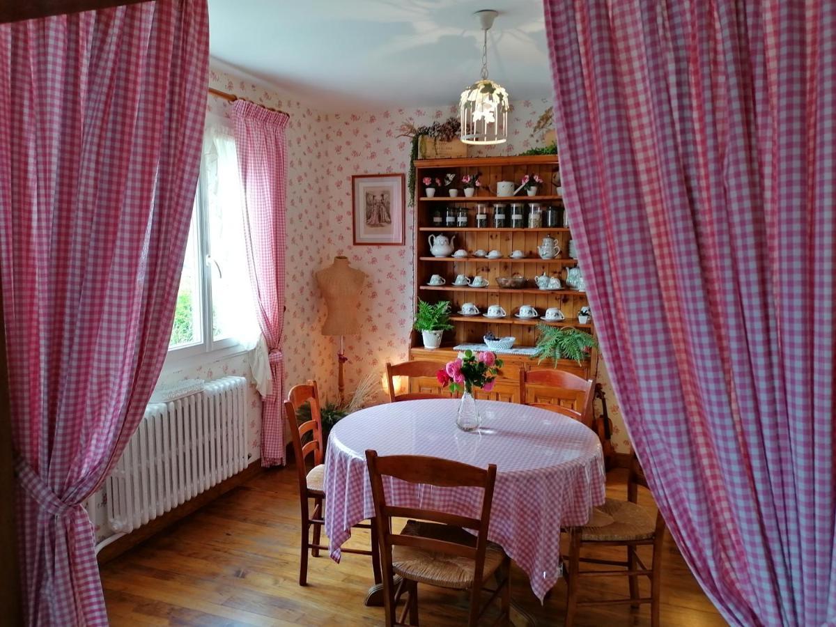 La Roseliere Maison Plain Pied Confortable Belle Decoration Jardin Magnifique 10 Mn A Pied Centre Ville Bayeux Proche Plages Du Debarquement מראה חיצוני תמונה